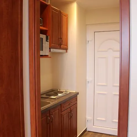 Fs Apartman *