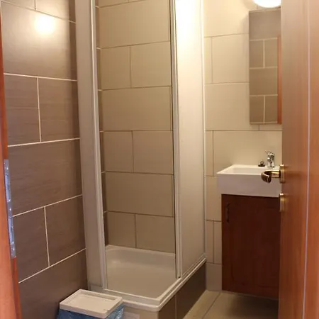 Casa de hóspedes Fs Apartman