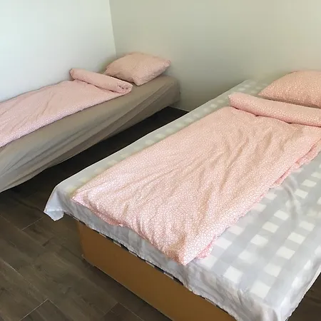 Fs Apartman *